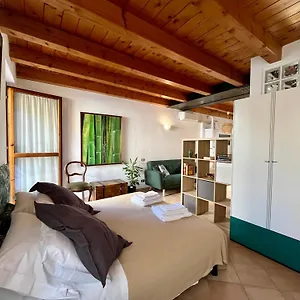 Bright, Cozy In The Heart Of Appartamento
